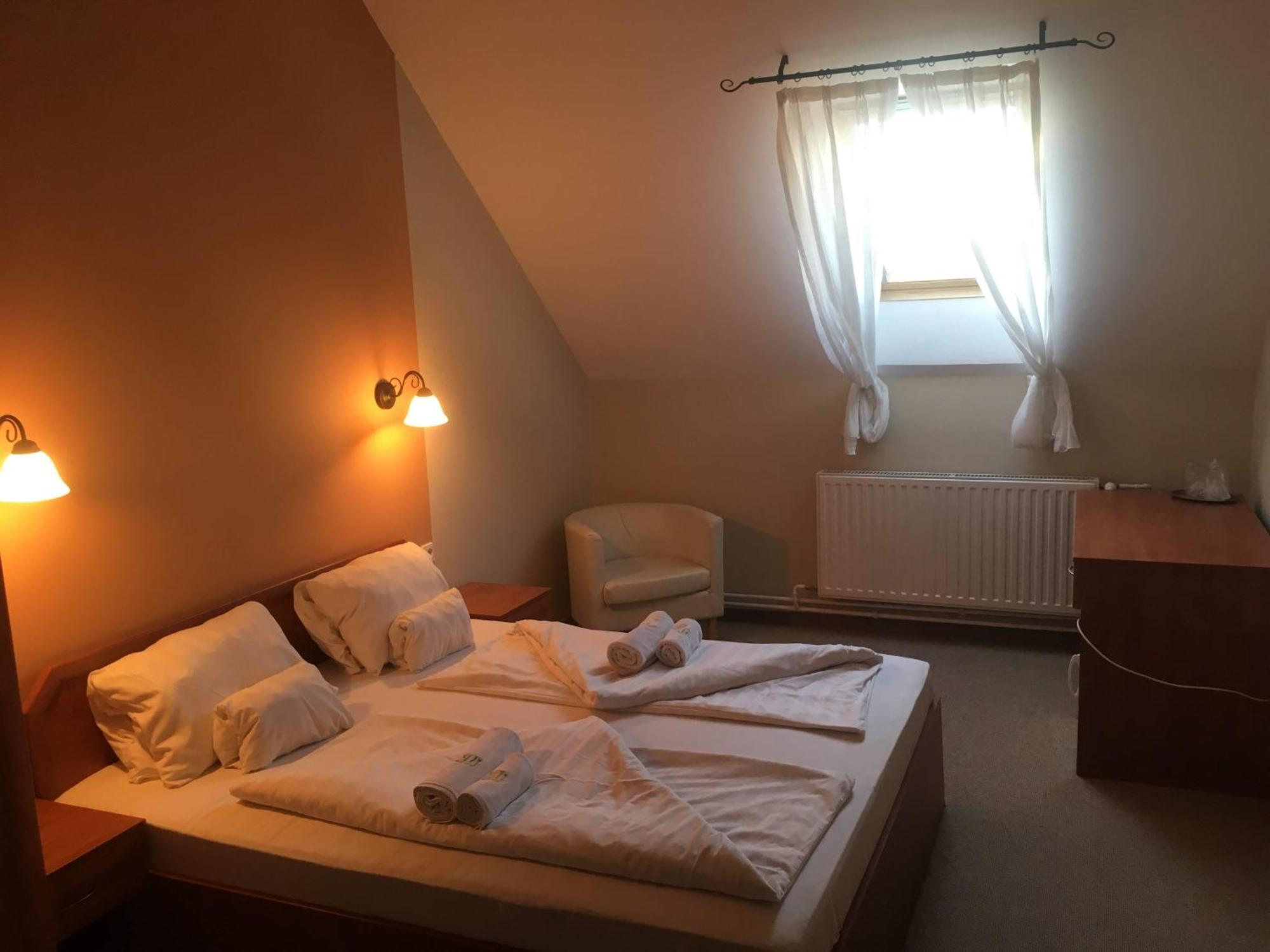 Bed and Breakfast Pelso Panzio Balatonmáriafürdő Esterno foto